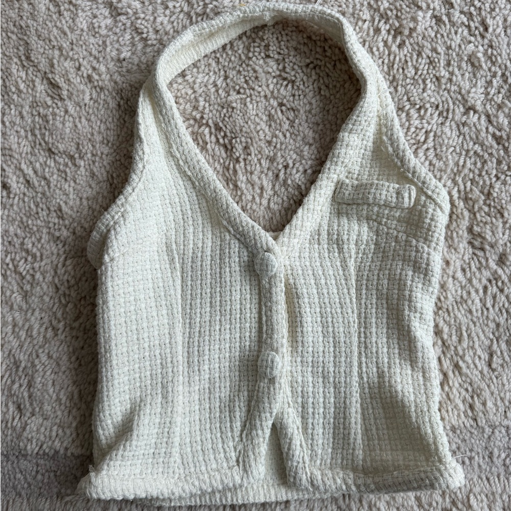 Prettylittlething Elegant Cream Halter Top size 4 - Picture 4 of 5